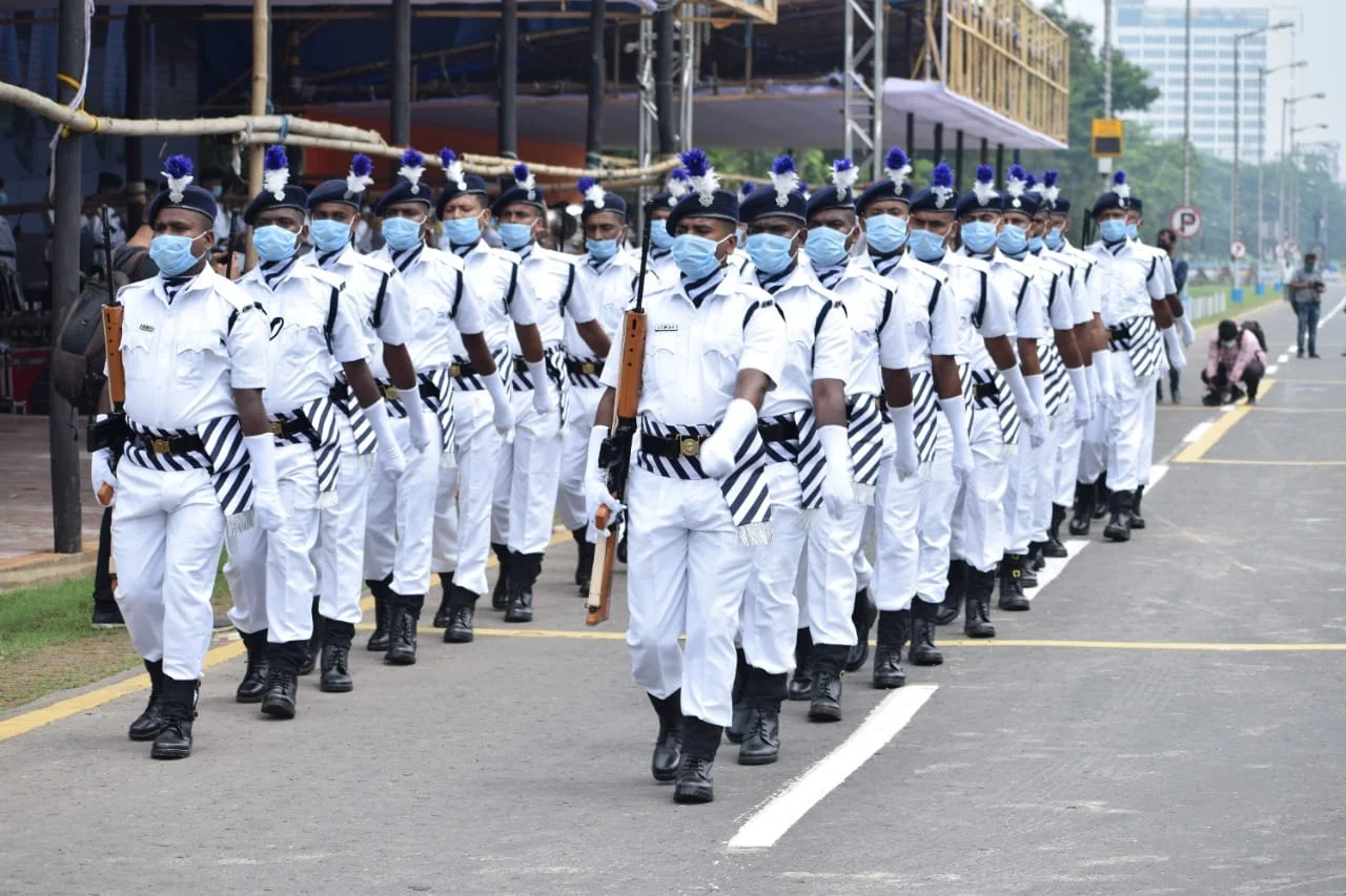 স্বাধীনতা দিবসের আগে কলকাতার রেড রোডে কুচকাওয়াজ...এর মহড়া