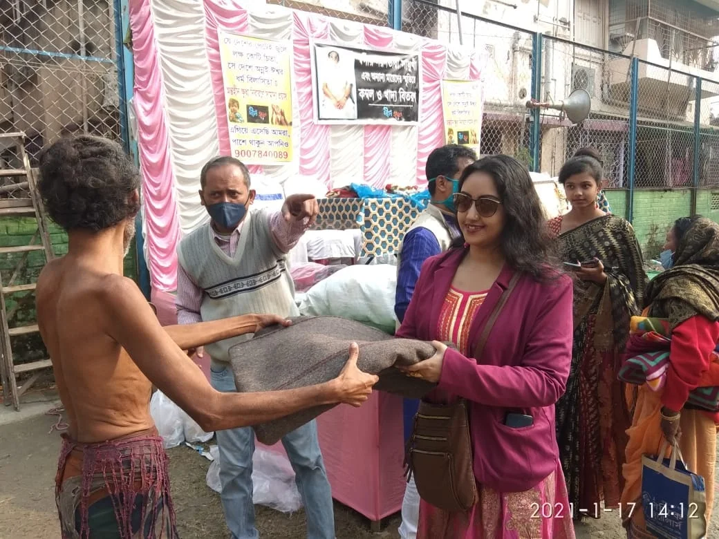 দীনজনের উদ্যোগে স্বাধীনতা দিবসের দিন নিউ ব্যারাকপুরে শুরু হচ্ছে " বিনা পয়সার দোকান"