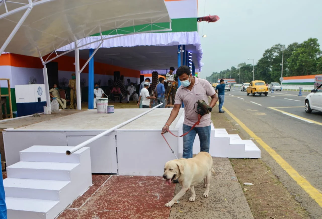 রেড রোডে ১৫ ই আগস্টের প্রস্তুতির...ছবি