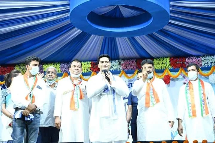 তৃণমূলে যোগ দিলেন মইনুল হক, 'এবার ভারতজুড়ে খেলা হবে', মঞ্চ থেকেই হুংকার অভিষেকের
