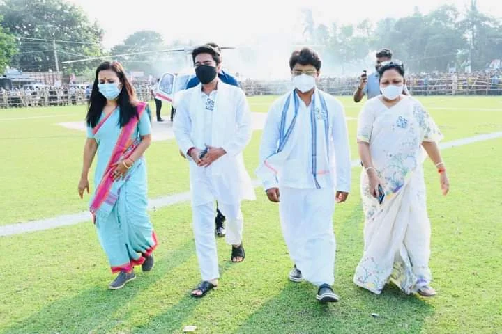 মা-মাটি-মানুষের সরকারের উন্নয়নের আলোকশিখায় আলোকিত হবে শান্তিপুরঃ অভিষেক বন্দ্যোপাধ্যায়