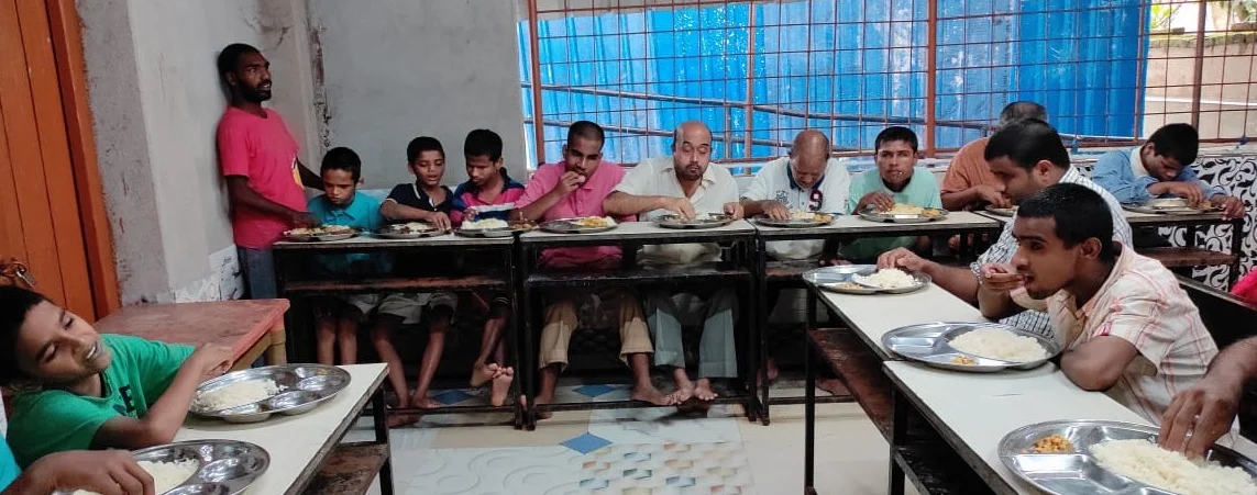 অদম্য লড়াই আর জেদ নিয়ে মানুষের জন্য কাজ করে চলেছে 'বন্ধু চল বোহেমিয়ান গ্রুপ'