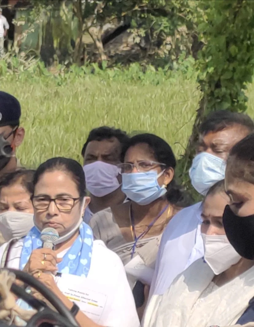 রাজ্যকে না জানিয়ে জল ছাড়ায় এই বিপত্তি, প্রয়োজনে ডিভিসির কাছে ক্ষতিপূরণের দাবি করা হবেঃ মমতা
