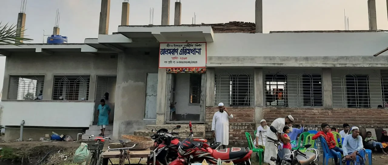 গৃহবধূর উদ্যোগে বসিরহাটে এতিমখানা