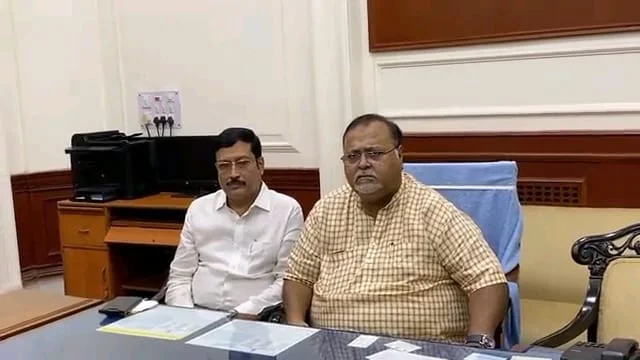 Breaking: ফের পদ্ম শিবিরে ভাঙন, তৃণমূলে ঘর ওয়াপসি সব্যসাচীর