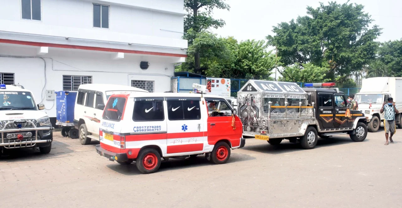 চোখের জলে শেষ বিদায় দেবভূমিতে প্রাকৃতিক বিপর্যয়ে নিহত পাঁচ বাঙালি অভিযাত্রীকে