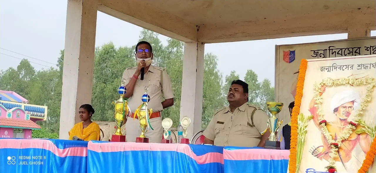 যথাযোগ্য শ্রদ্ধা ও সম্মানের সঙ্গে বীরভূম জেলা জুড়ে পালিত হল বিরসা মুন্ডার জন্মদিবস
