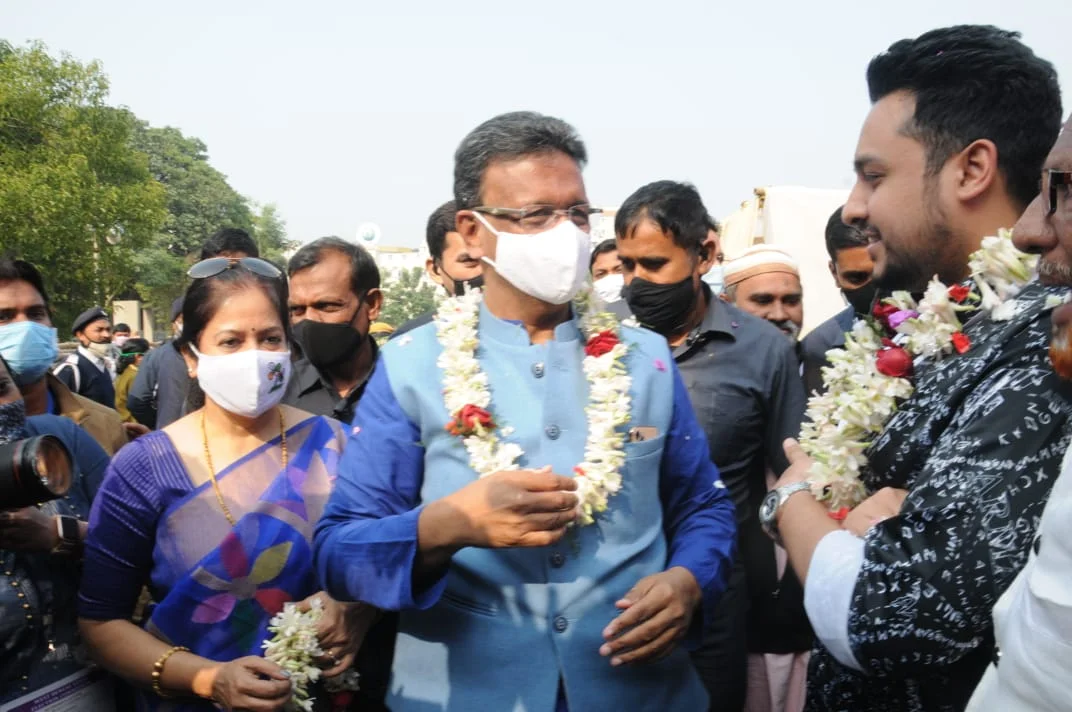 আপনিই পরবর্তী মেয়র? উত্তরে ফিরহাদ যা বললেন