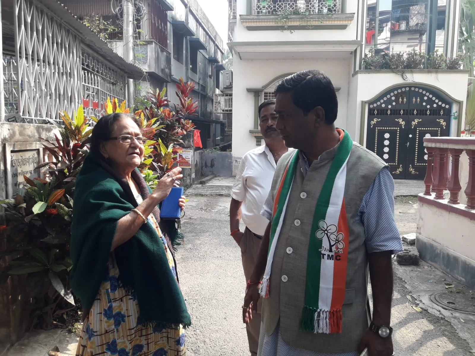 প্রচার সারলেন ১২৬ নম্বর ওয়ার্ডের TMC প্রার্থী ঘনশ্রী বাগ
