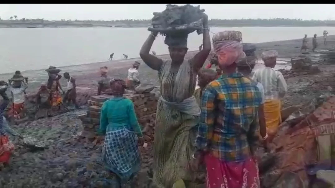 Jawad: Sundarbans dwellers participate in interfaith prayer meetings along with prevention measures