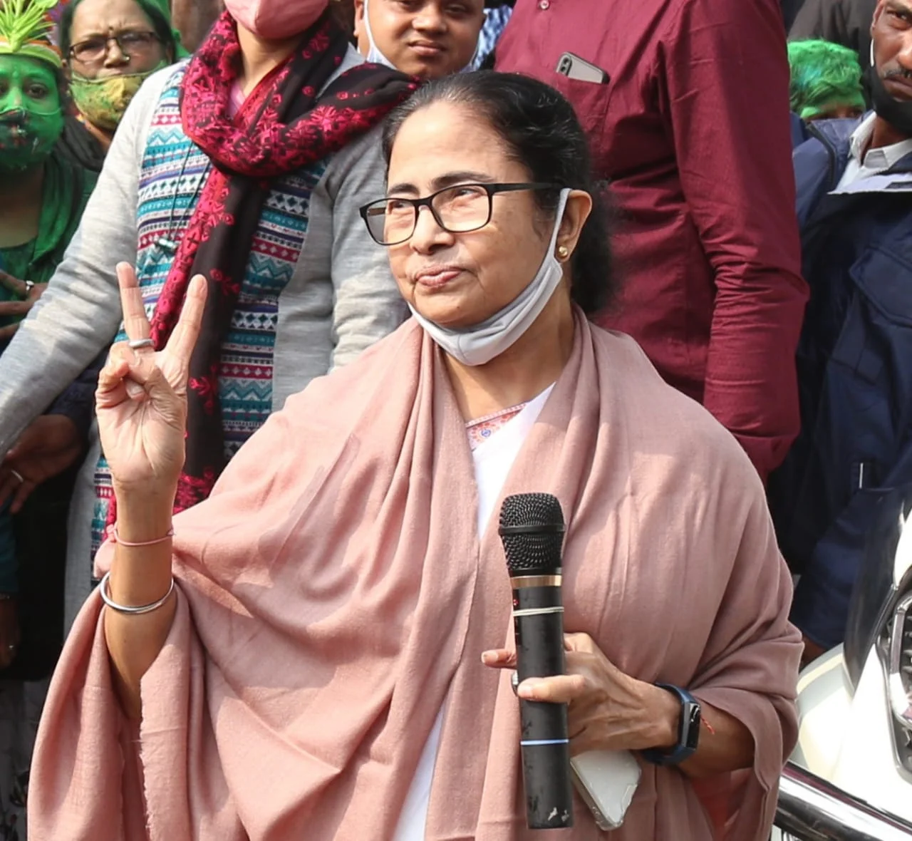 গণ উৎসবে গণতন্ত্রের জয়ঃ মমতা