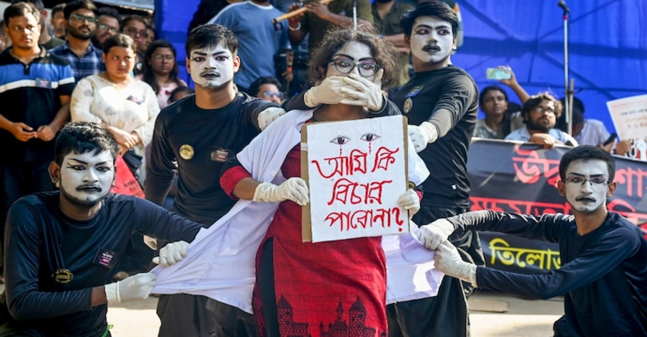 সুপ্রিম ডেডলাইনের পালটা রাজ্যকে ডেডলাইন জুনিয়র ডাক্তারদের! স্বাস্থ্যভবন অভিযানের ডাক