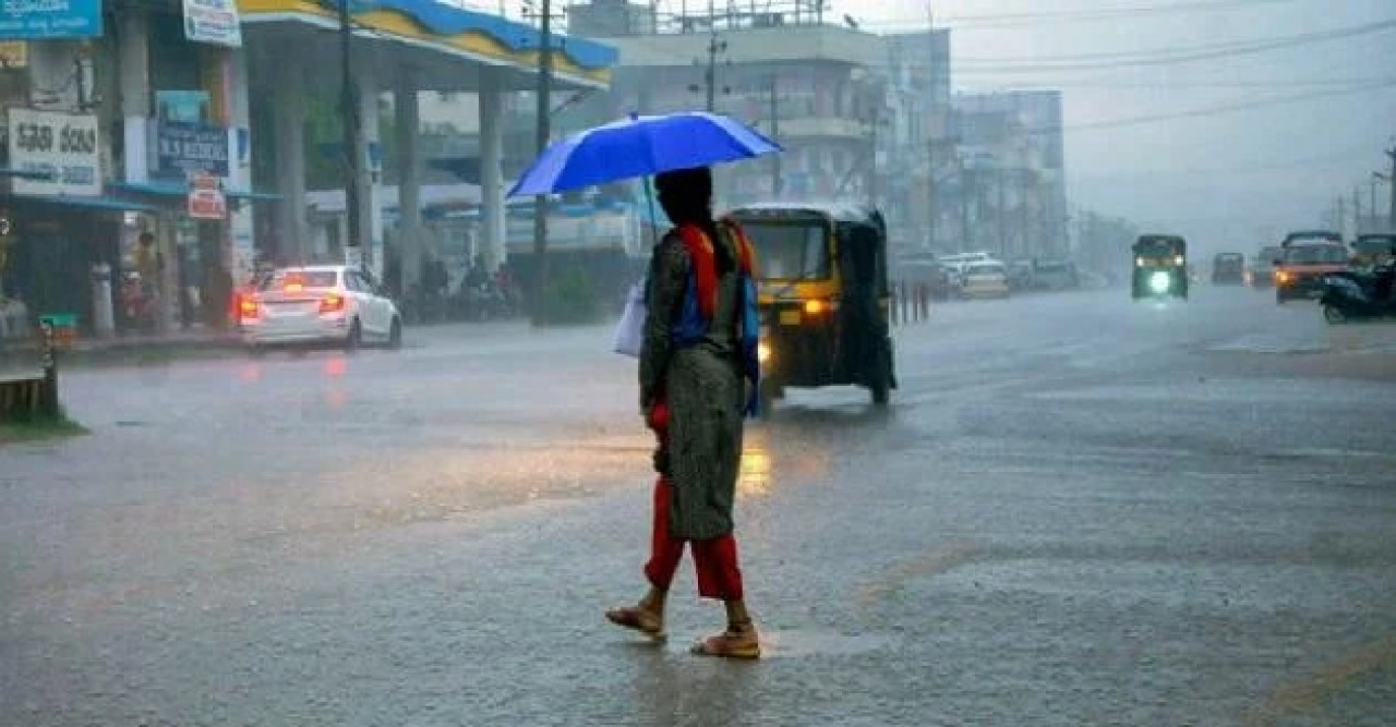 গভীর নিম্নচাপ, ভারী বৃষ্টির সম্ভবনা