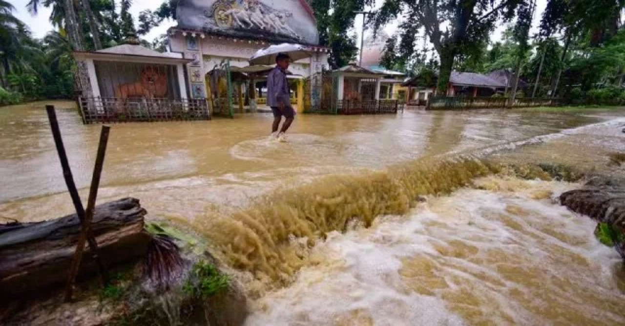 হিংসা বিধ্বস্ত মণিপুরে বন্যার প্রকোপ, গৃহহীন ২০ হাজার