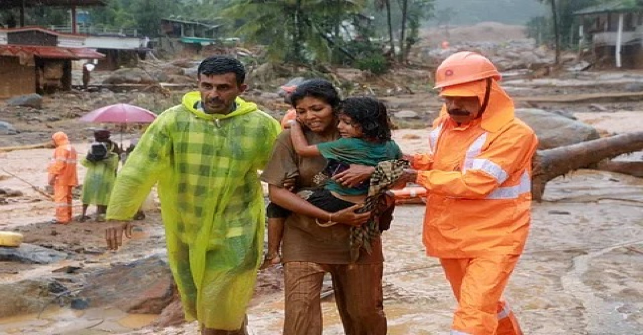 ভুমিধসে বিপর্যস্ত ওয়েনাড়, ভারতের পাশে দাঁড়াল আমেরিকা ও রাশিয়া