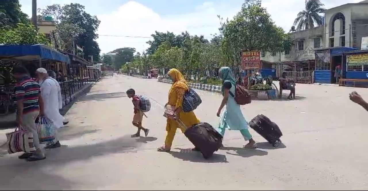 বাংলাদেশে কোটা আন্দোলনের আঁচ ভারতীয় সীমান্তে, মাঝপথে পড়া থামিয়ে ফিরছেন পড়ুয়ারা