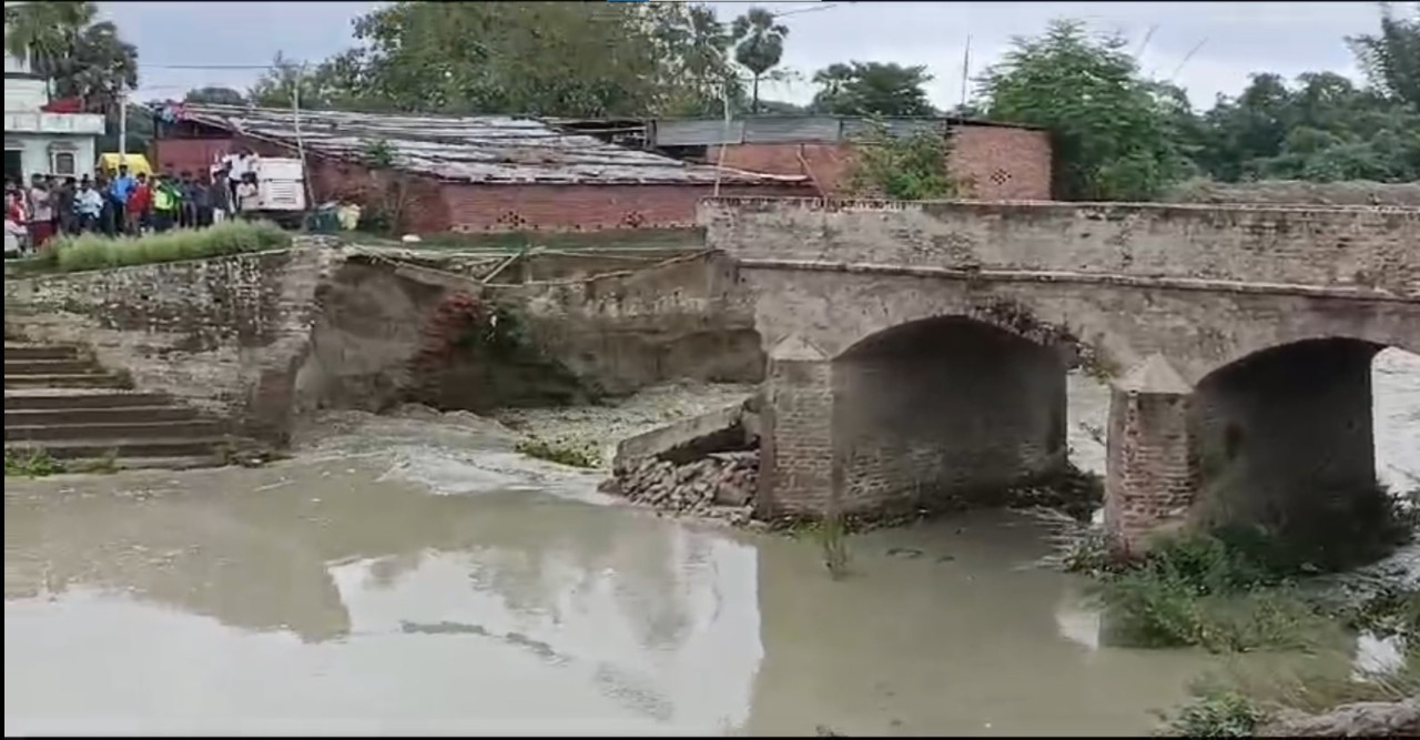 সেতু বিপর্যয়ে নাজেহাল নীতীশ, ১৬ জন ইঞ্জিনিয়ারকে সাসপেন্ড করল বিহার সরকার