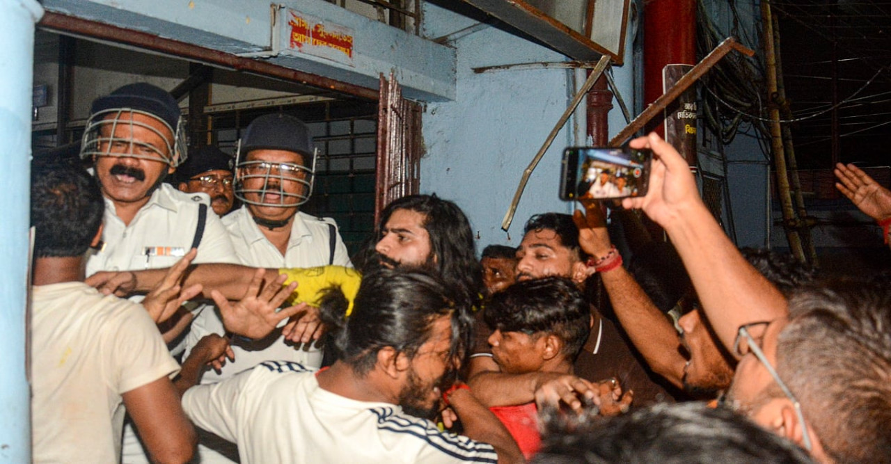 আরজি কর কাণ্ডে ৫ চিকিৎসককে তলব করল সিবিআই, হামলার ঘটনায় গ্রেফতার ৯