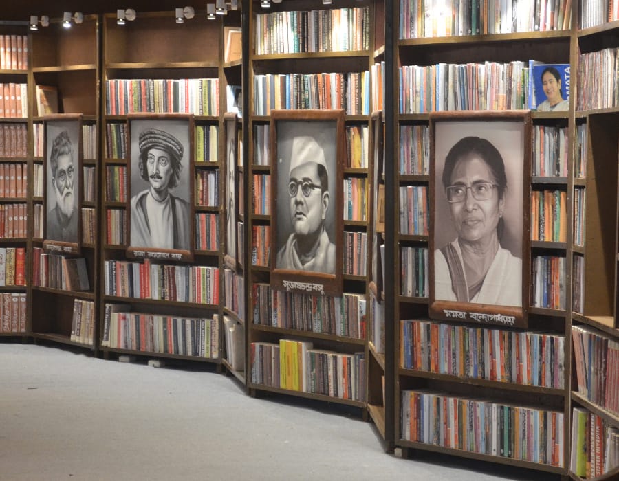 পুজো মণ্ডপ সহ দুর্গা প্রতিমার কয়েকটি চিত্র... 7 পুজো মণ্ডপ সহ দুর্গা প্রতিমার কয়েকটি চিত্র...